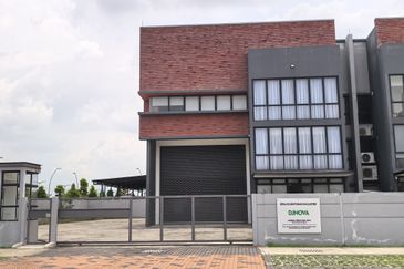 Elmina Business Park