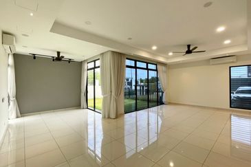 Dremien @ Eco Ardence