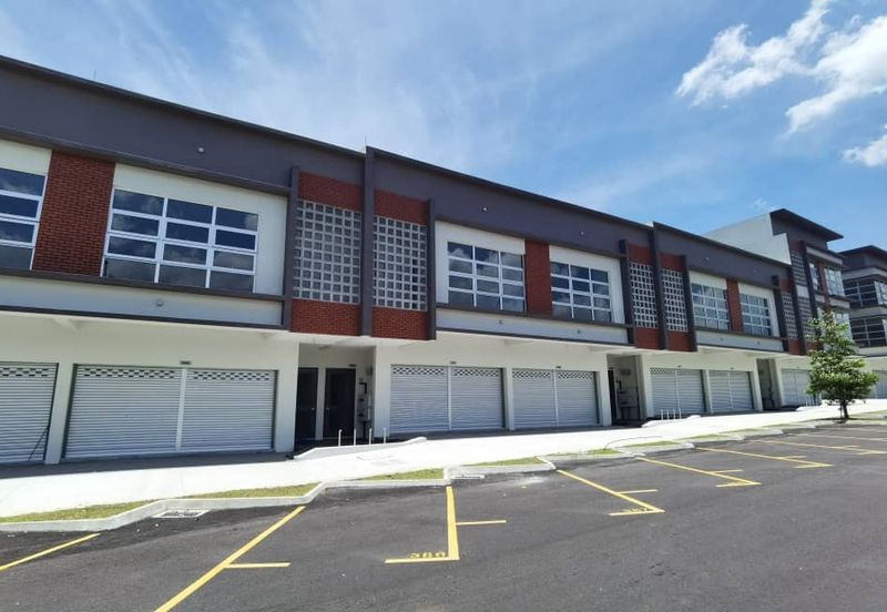 Temu Business Centre, City of Elmina