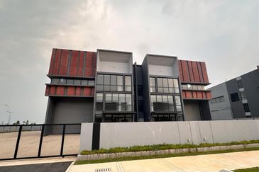 Elmina Business Park