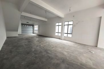 Taman Saujana Utama 3