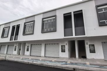 Taman Saujana Utama 3