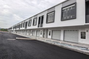 Taman Saujana Utama 3