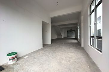 Taman Saujana Utama 3