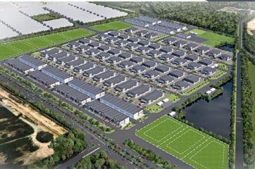 Facing Main Road Terrace New Factory Puncak Alam For Sale