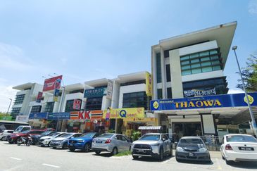 E-Boulevard, Denai Alam