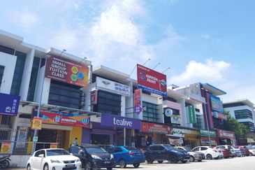 E-Boulevard, Denai Alam