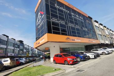 The Trillium @Lake Fields