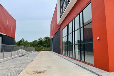 Omni 2 Kota Puteri Semi-D Factory For Rent , Rawang Puncak Alam