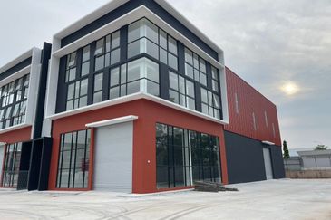 Omni 2 Kota Puteri Semi-D Factory For Rent , Rawang Puncak Alam