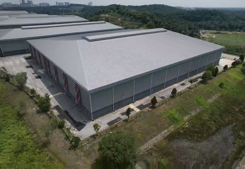 Shah Alam Seysyen U10 Warehouse Factory Cum Loading Bay For Rent