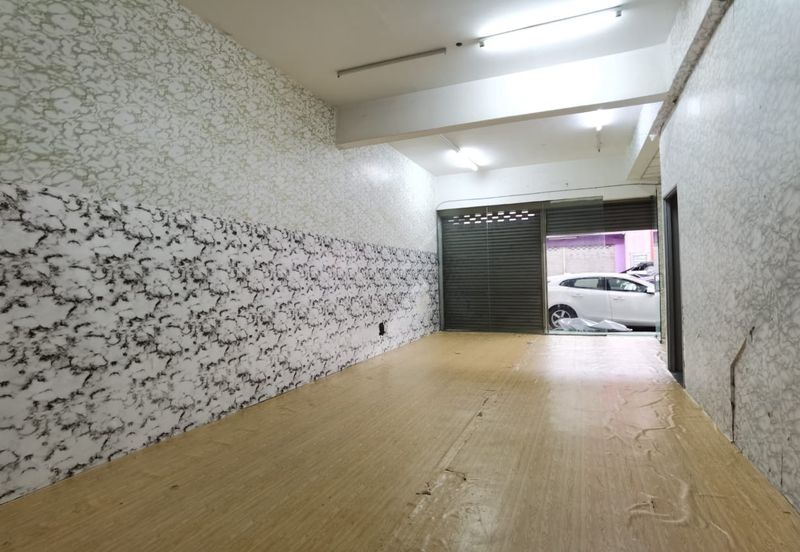 Pusat Perdagangan Alam Jaya