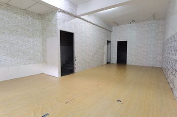 Pusat Perdagangan Alam Jaya