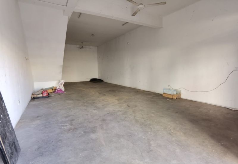 Pusat Perdagangan Alam Jaya