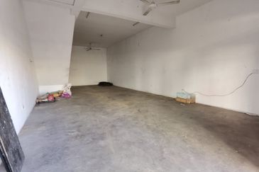 Pusat Perdagangan Alam Jaya