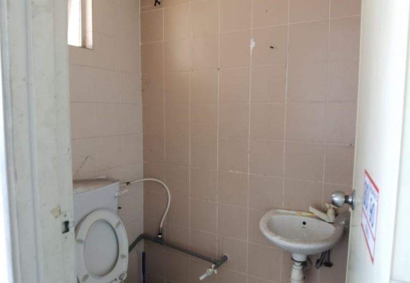 Pusat Perdagangan Alam Jaya