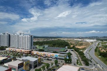 Pusat Perdagangan Alam Jaya