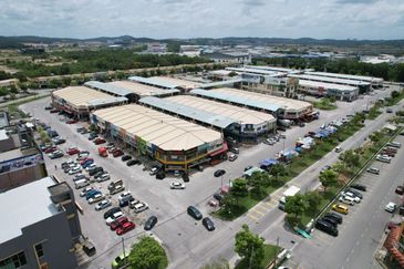 Pusat Perdagangan Alam Jaya