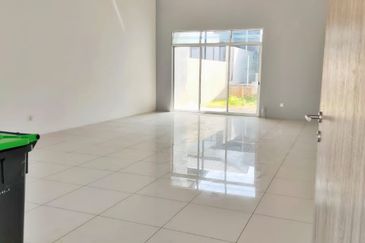 YARRA PARK WESTFIELD