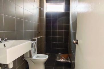 YARRA PARK WESTFIELD