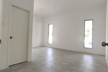 YARRA PARK WESTFIELD