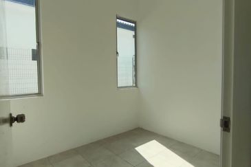 YARRA PARK WESTFIELD