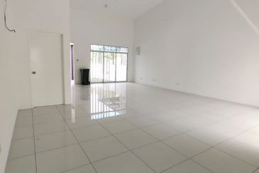 YARRA PARK WESTFIELD