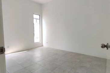 YARRA PARK WESTFIELD