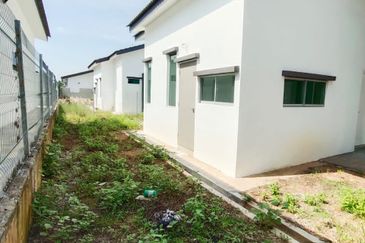 YARRA PARK WESTFIELD