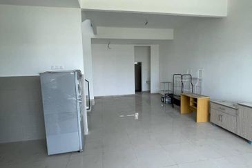 TERES 2 TINGKAT BASIC UNIT🏠NONBUMI❗GATED GUARDED🔥Taman La Casa Lunas