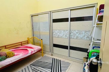 TAMAN SERI AMAN (ANAK BUKIT)