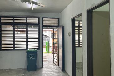 BANDAR AMANJAYA (ZON KENANGA)