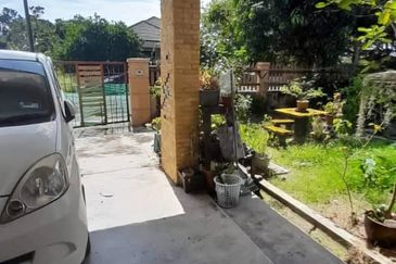 TAMAN SRI KELUBI(PECAHAN LOT 275 &276)