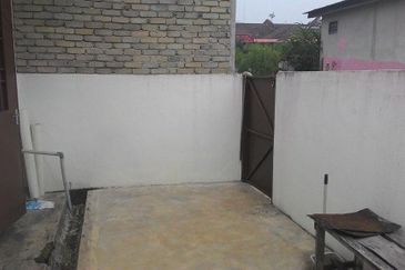 TAMAN SENANGIN FASA 1