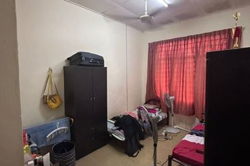 TAMAN SENANGIN FASA 1