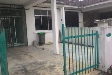 TAMAN SENANGIN FASA 1