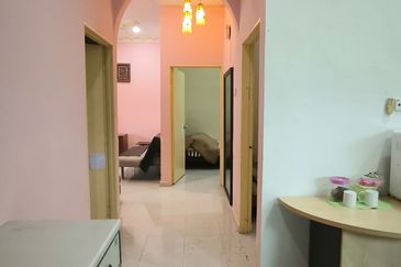 TAMAN BINTONG PERTAMA