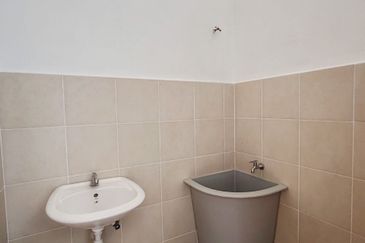 TAMAN JELUTONG INDAH