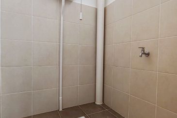 TAMAN JELUTONG INDAH