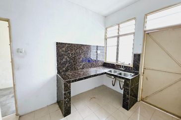 BANDAR AMANJAYA (KEMBOJA)