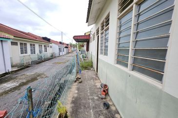 BANDAR AMANJAYA (KEMBOJA)