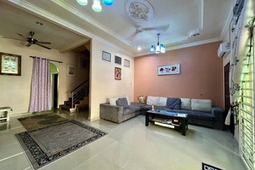 TAMAN SAGA(JALAN ALOR MENGKUDU)