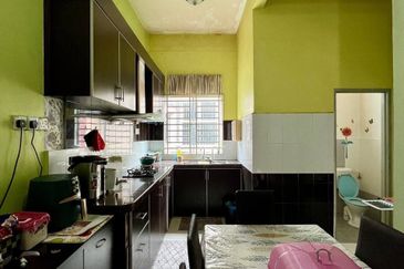 TAMAN SAGA(JALAN ALOR MENGKUDU)