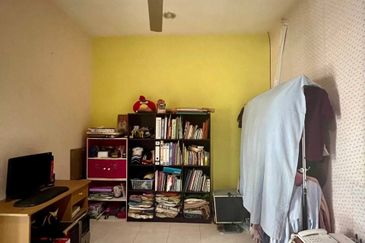 TAMAN SAGA(JALAN ALOR MENGKUDU)