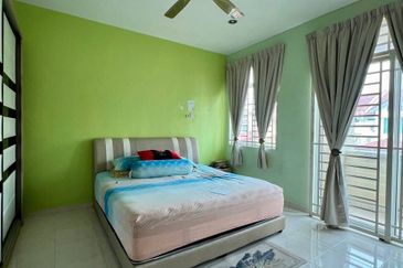 TAMAN SAGA(JALAN ALOR MENGKUDU)