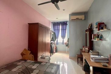 TAMAN SAGA(JALAN ALOR MENGKUDU)