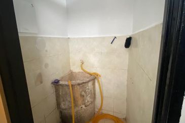 TAMAN LAMBAIAN JERAI (SRI AYU)