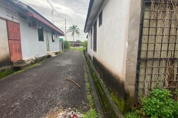 TAMAN LAMBAIAN JERAI (SRI AYU)