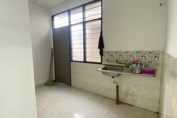 TAMAN LAMBAIAN JERAI (SRI AYU)