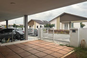 YARRA PARK NORTHFIELD